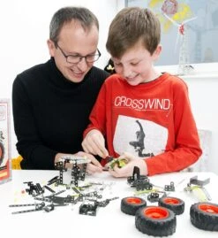 Tronico Junior Claas Arion 430 – 1 : 24 -Trendy Speelgoedwinkel claas arion 430 tronico junior 10062 1 1