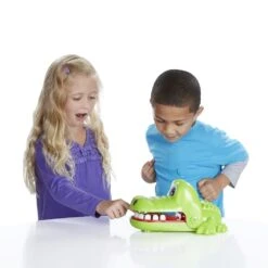 Krokodil Met Kiespijn Gezelschapsspel Hasbro -Trendy Speelgoedwinkel krokodil met kiespijn hasbro kinderspel 2